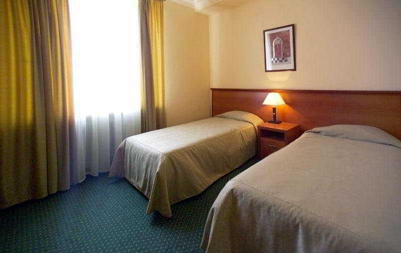 Aviatrans Hotel Ereván Habitación foto